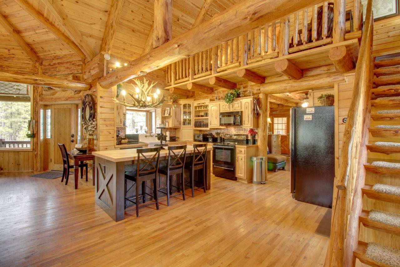 Lakeside Cabin On 2 Acres With Fire Pit And Hot Tub! Pinetop-Lakeside Zewnętrze zdjęcie